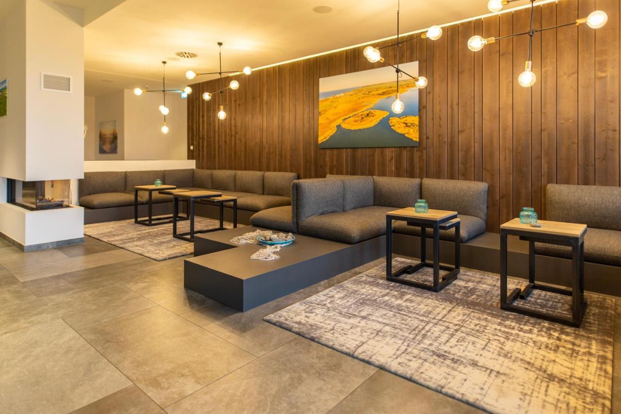 Aparthotel Waterkant Suites - Fewos Am Meer Mit Spa Börgerende-Rethwisch Buitenkant foto