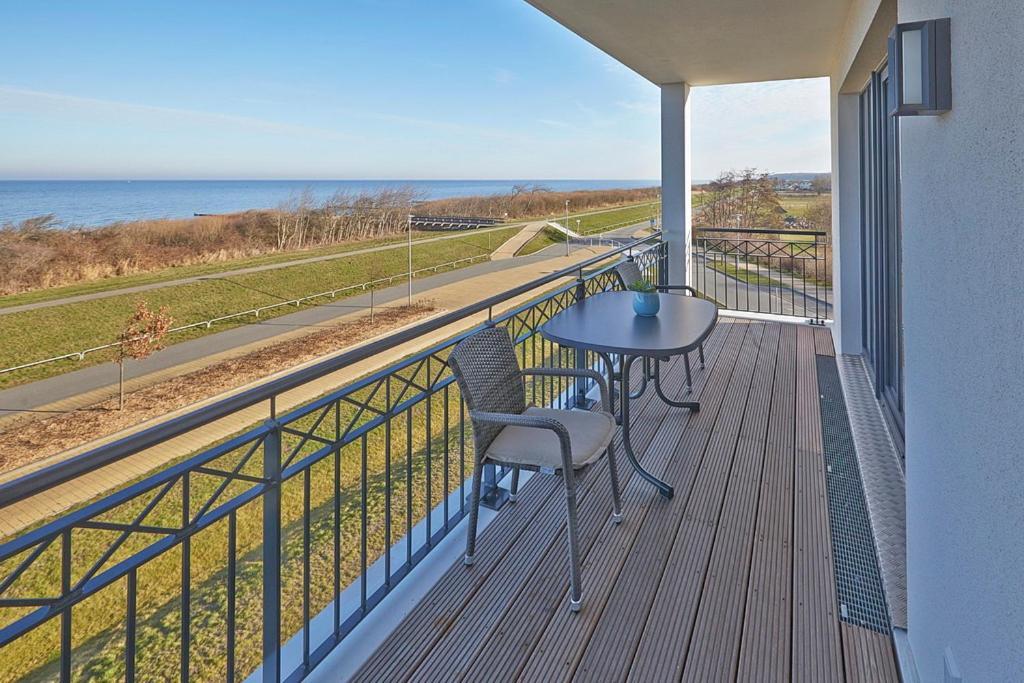 Aparthotel Waterkant Suites - Fewos Am Meer Mit Spa Börgerende-Rethwisch Kamer foto