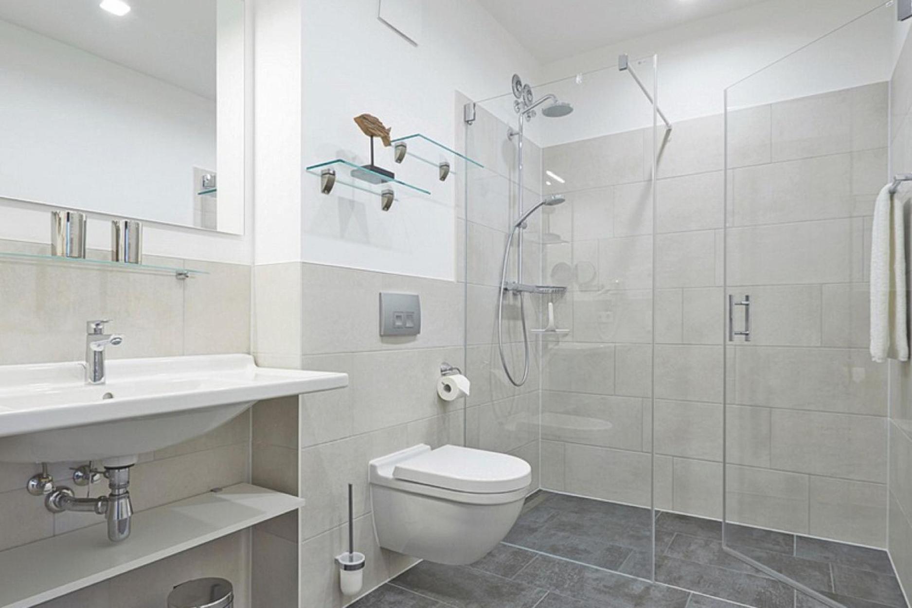 Aparthotel Waterkant Suites - Fewos Am Meer Mit Spa Börgerende-Rethwisch Kamer foto